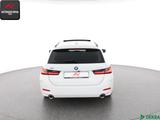 BMW 320 e T xDrive FACELIFT,HEADUP,KAMERA,NAVI,1.HD - BMW 320: Panorama-Dach, Kombi
