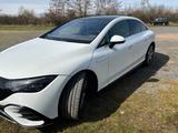 Mercedes-Benz EQE 350+ - - weiße Mercedes-Benz EQE