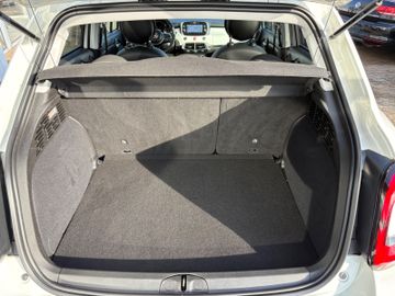 Fahrzeugabbildung Fiat 500X Cross 4x2 Navi PDC RFK CarPlay MFL uvm.