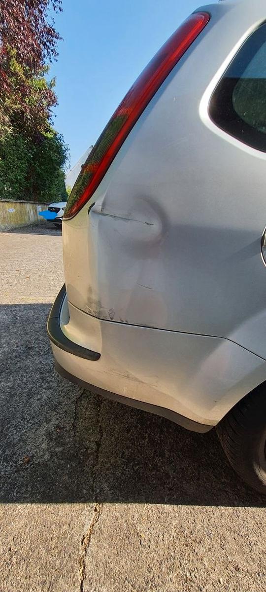 Ford Focus 2006 — photo 9