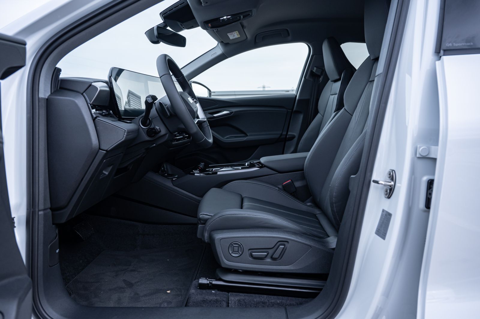 Audi Q6 e-tron - Bild 11