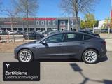 Tesla Model 3 Rear-Wheel Drive - Tesla Model 3 in Berlin