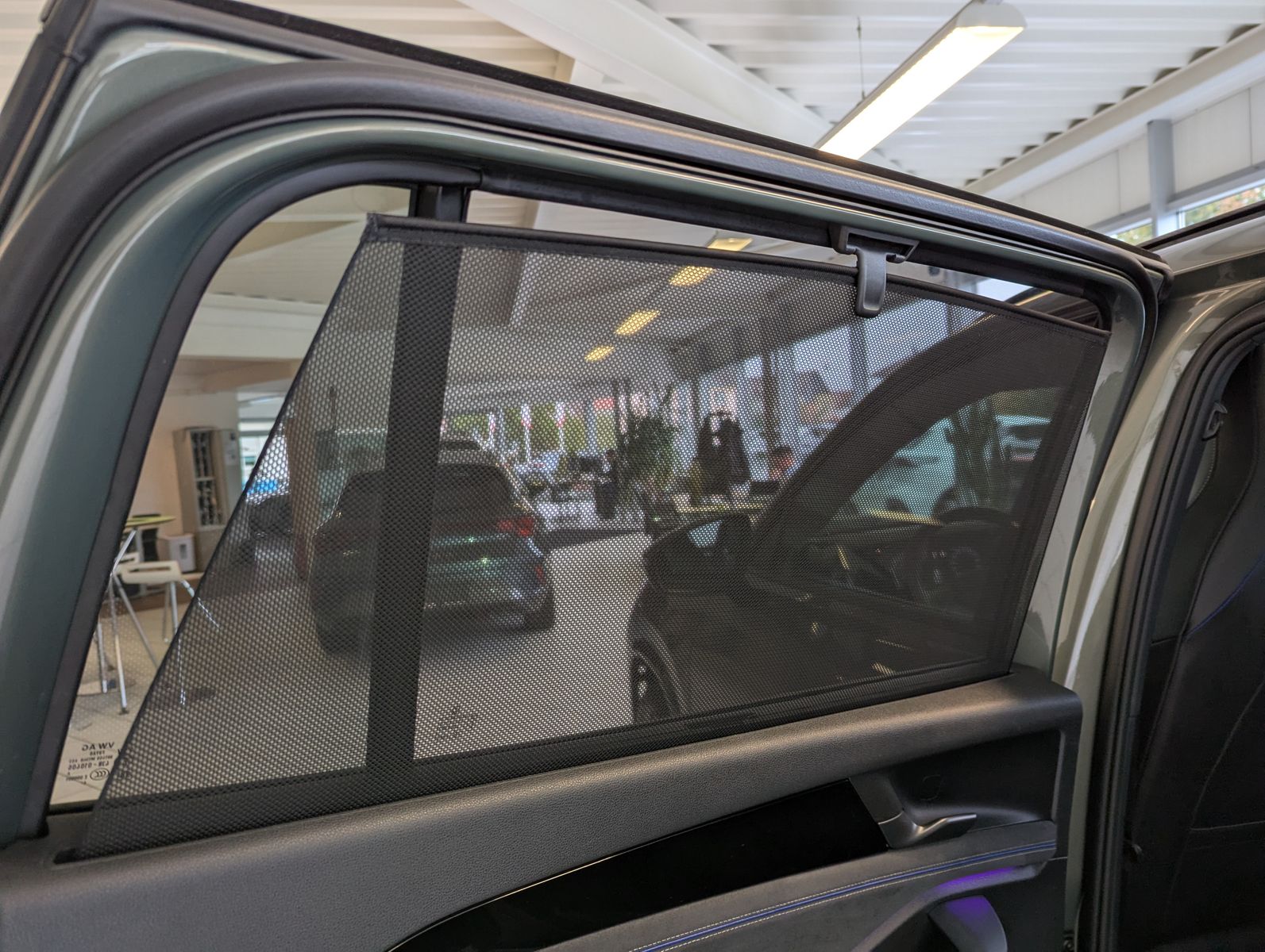 VW Tayron 2.0TDI 4M R-Line Launch Pano Black AHK 20 - Image 30