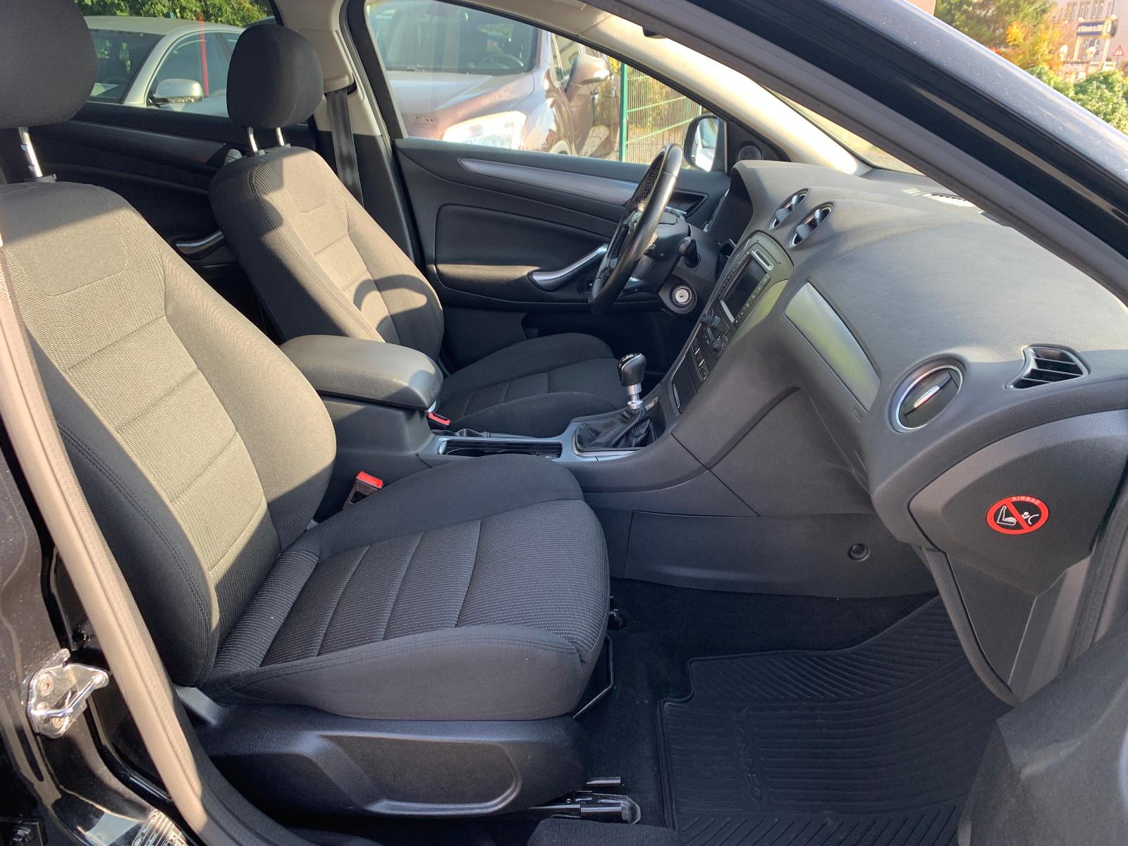 Ford Mondeo 2013 — photo 12