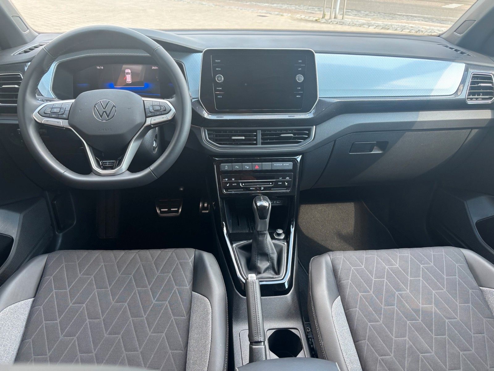 Fahrzeugabbildung Volkswagen T-Cross 1.0 TSI 85 kW Goal