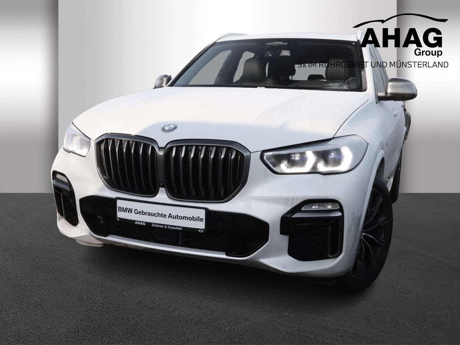 BMW X5 M50i