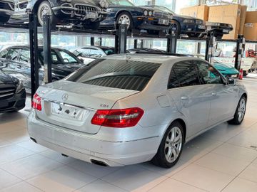 Mercedes E 350 - 4