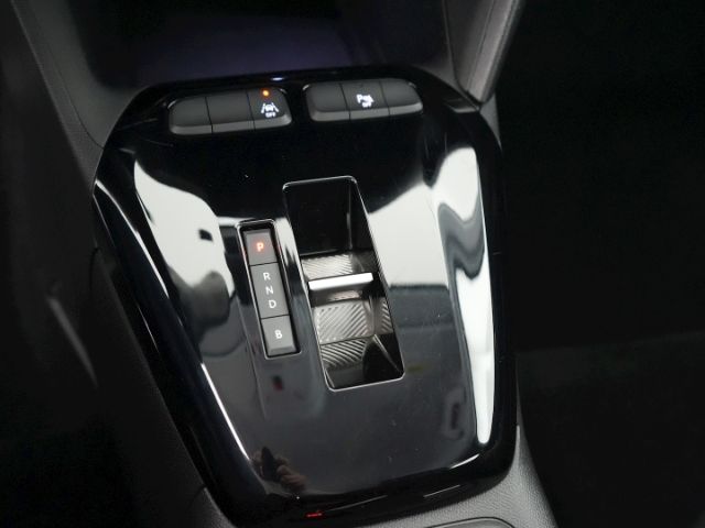 Corsa-e F ELEGANCE 50kWH AT+LED LICHT+RÜCKFAHRKA
