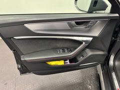 AUDI RS 6 QUATTRO PERFORMANCE*PANO*22 ZOLL*AHK*RS DYN AUDI RS 6 QUATTRO PERFORMANCE*PANO*22 ZOLL*AHK*RS DYN