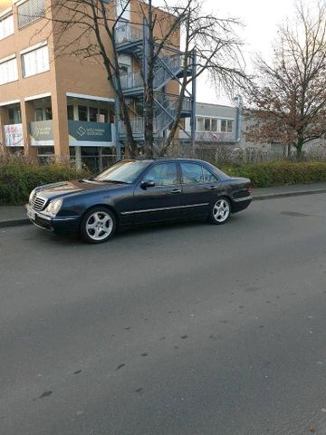 Mercedes-Benz Mercedes E 430  Lpg Motor neu