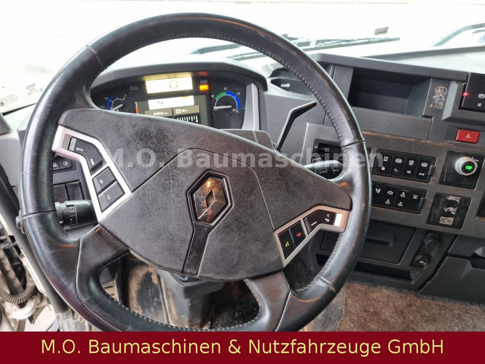 Fahrzeugabbildung Renault C 460 / 4x2  / AC / Euro 5 /Kipphydr./