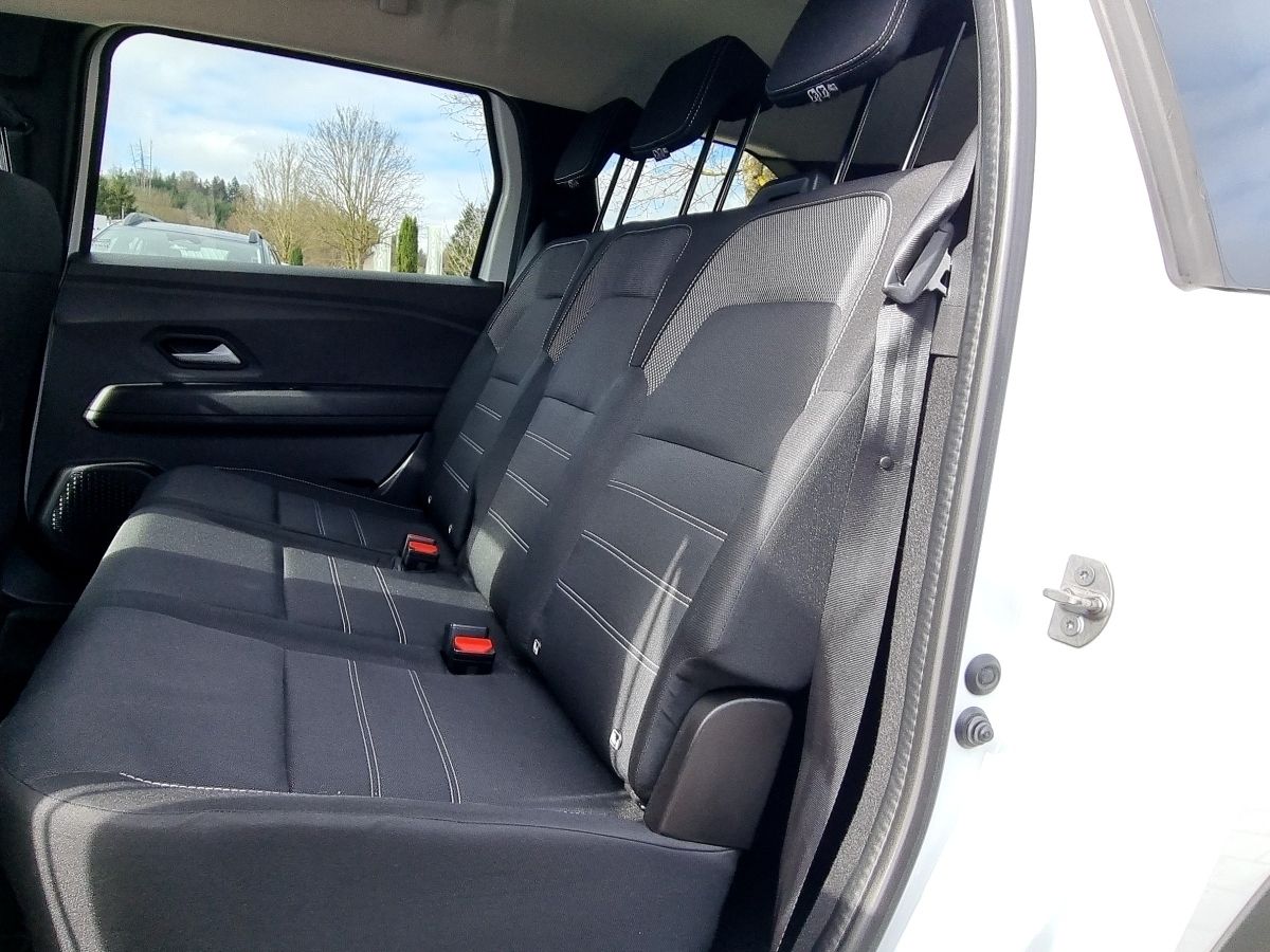 Fahrzeugabbildung Dacia Jogger Expression TCe 110