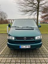 Volkswagen T4 Multivan 2,5 TDI 102 PS + Neuer Lack - Volkswagen T4: 102 Ps