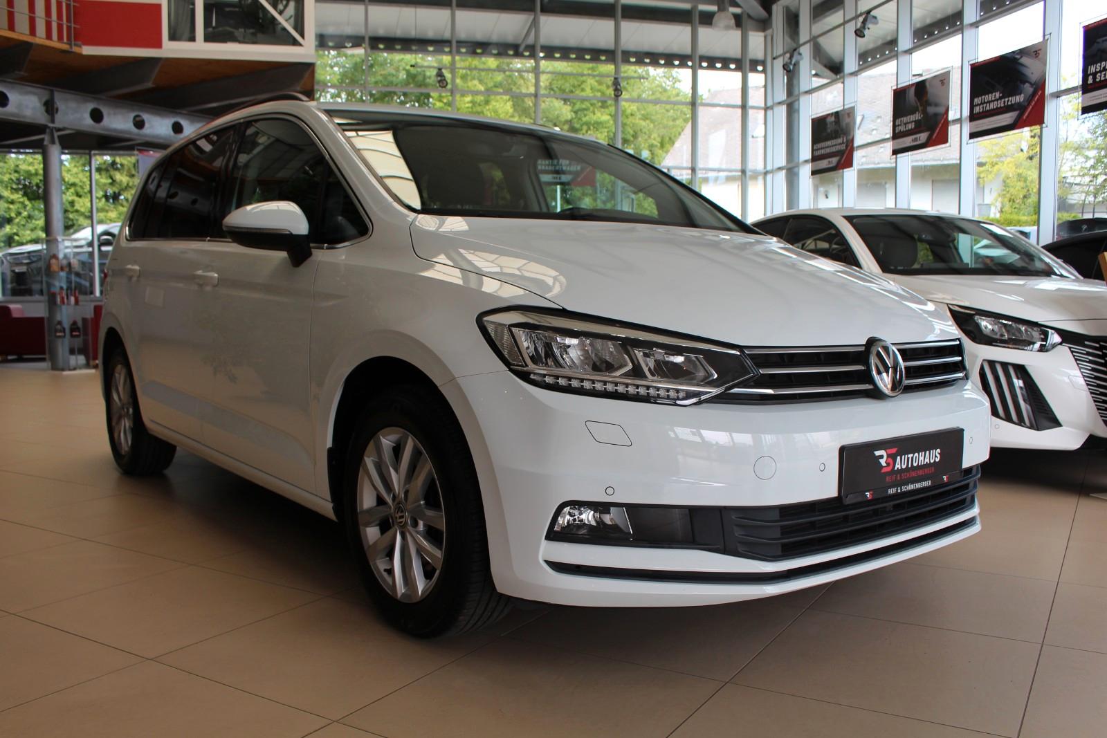 Volkswagen Touran Comfortline Navi Klima LED 7-Sitzer