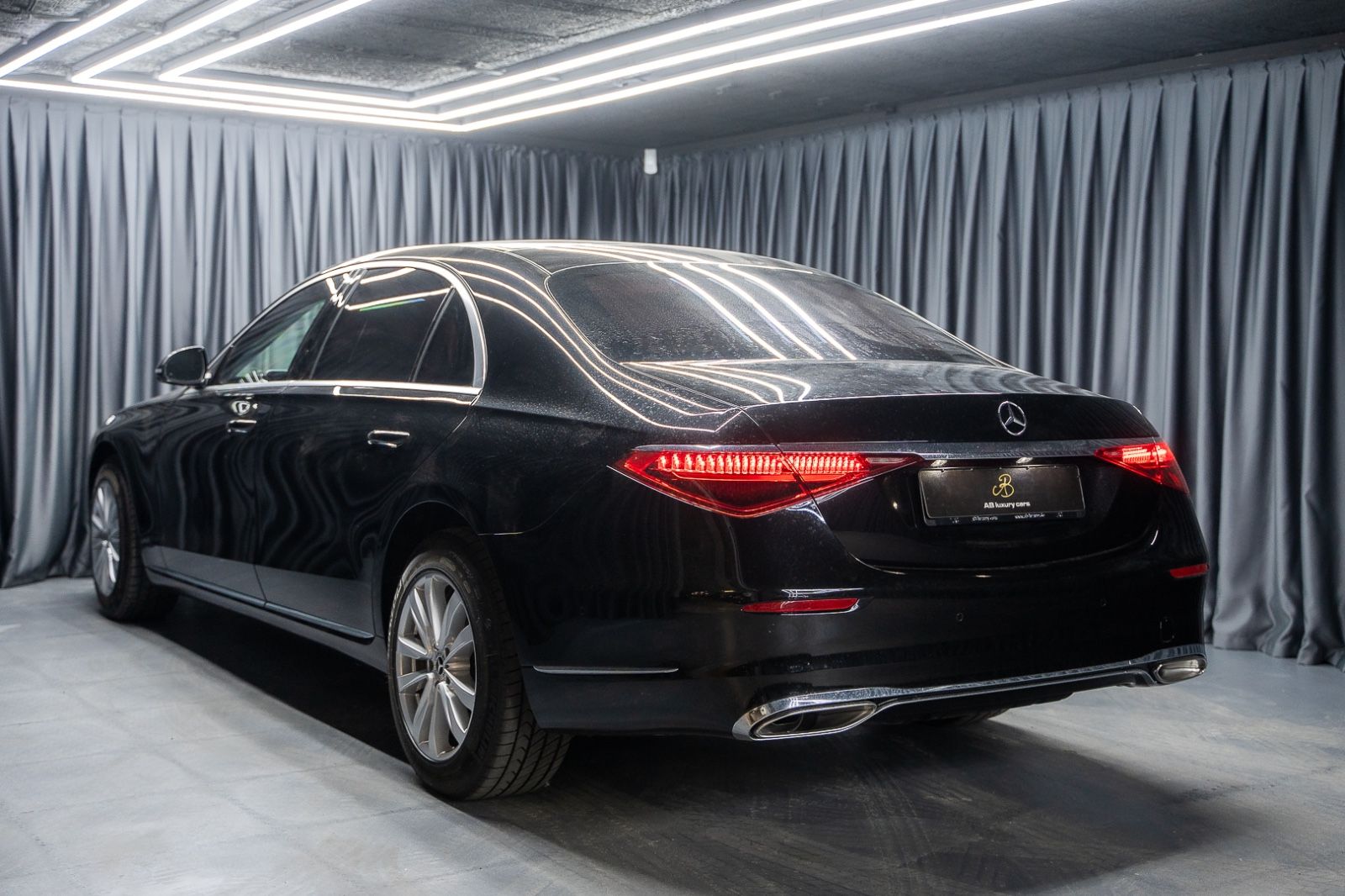 Fahrzeugabbildung Mercedes-Benz S 680 4M GUARD Armored VR10 FULL STOCK 2025