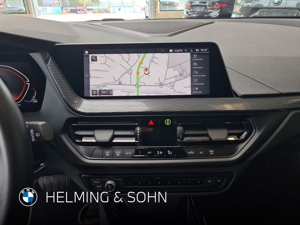 BMW 120 d Hatch Sport Line HiFi DAB LED AHK Navi uvm.