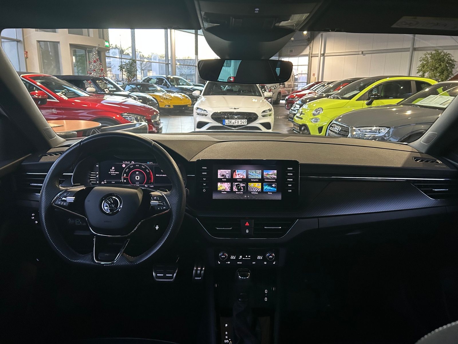 Fahrzeugabbildung SKODA Kamiq Monte Carlo Tiptronic ACC RFK LED