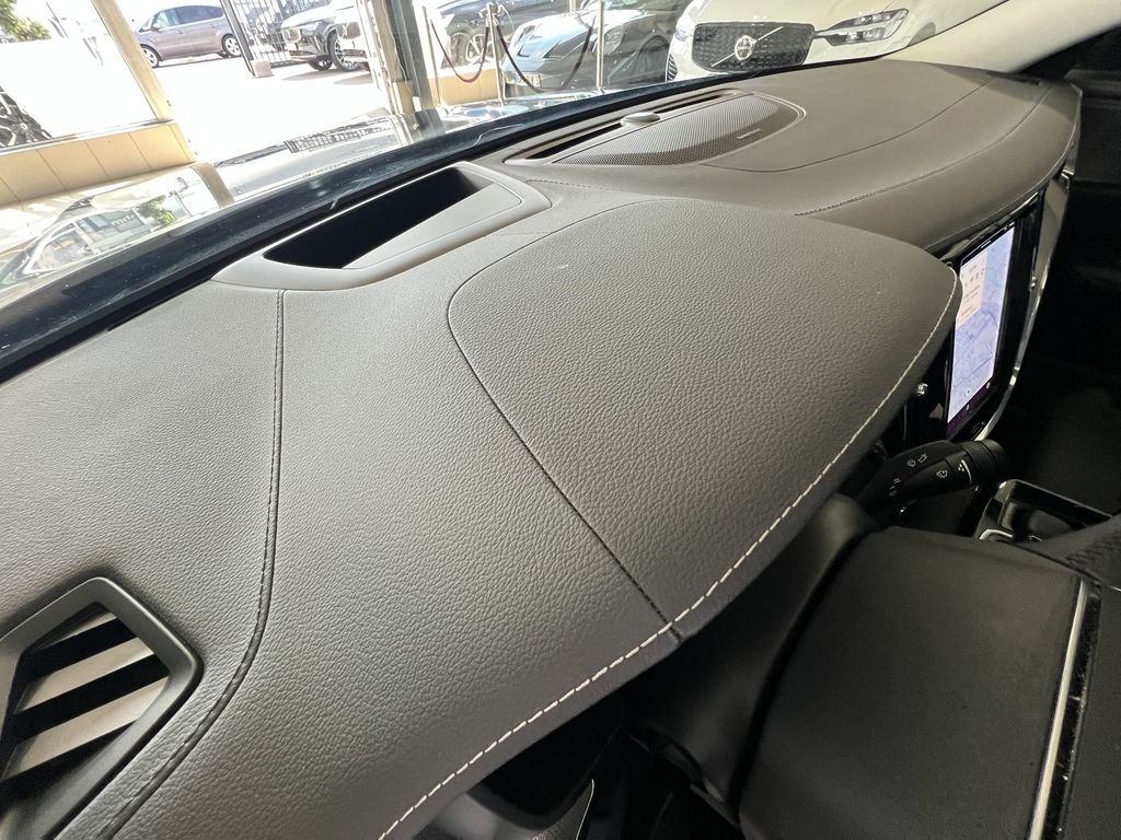 Volvo S60 T8 Ultimate Dark Recharge AWD 360° HeadUp