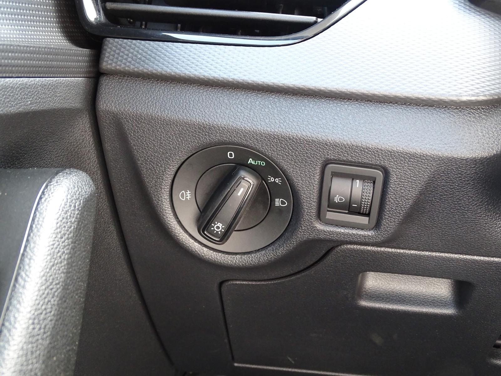 Skoda Kamiq 1.5 TSI Ambition DSG LED Klima ACC Kamera