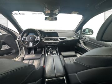 BMW X7 - 11
