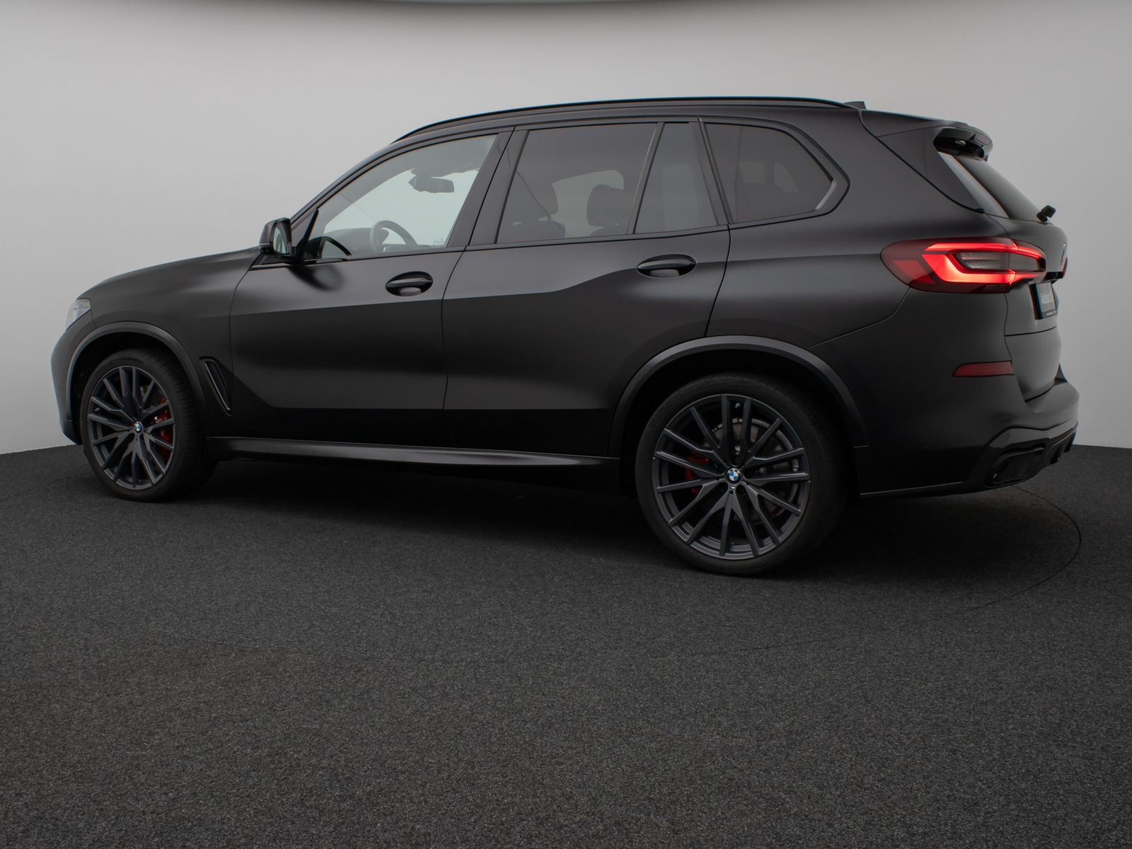 Fahrzeugabbildung BMW X5 xD40d Spezial Edition M Sport Pano.360°Laser