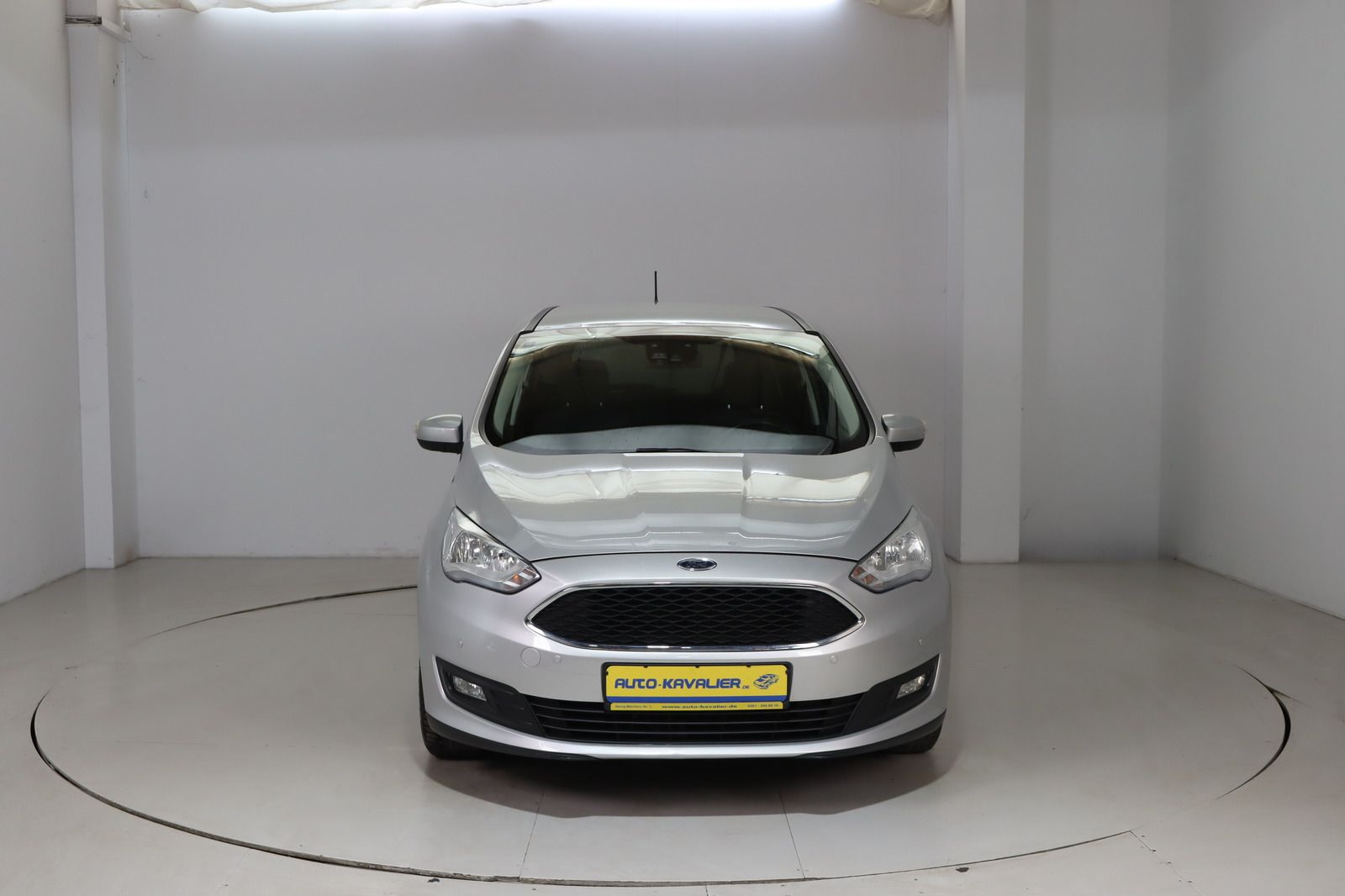 Fahrzeugabbildung Ford Grand C-Max 1.0 Cool & Connect * Navi * SHZ HU/A