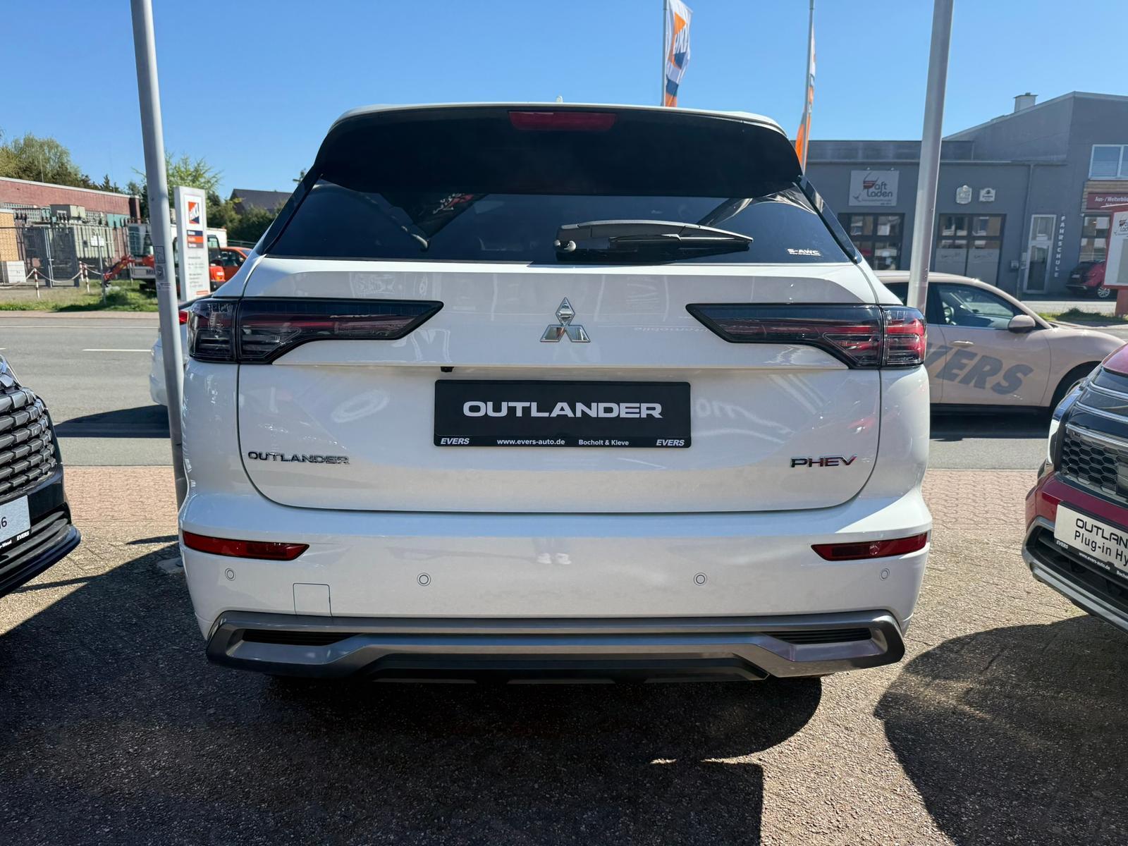 Mitsubishi Outlander PHEV Top Luxury *Massage *360° *Leder