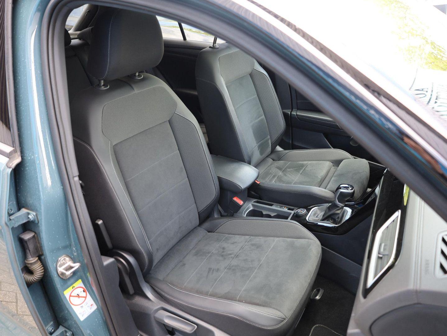 Volkswagen T-Roc R-Line 2.0 TSI 4Motion Panodak Standheiz, миниатюра 30
