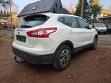 Nissan Qashqai 1.2 DIG-T Visia AHK Climatronic - Nissan Qashqai Gebrauchtwagen in Chemnitz