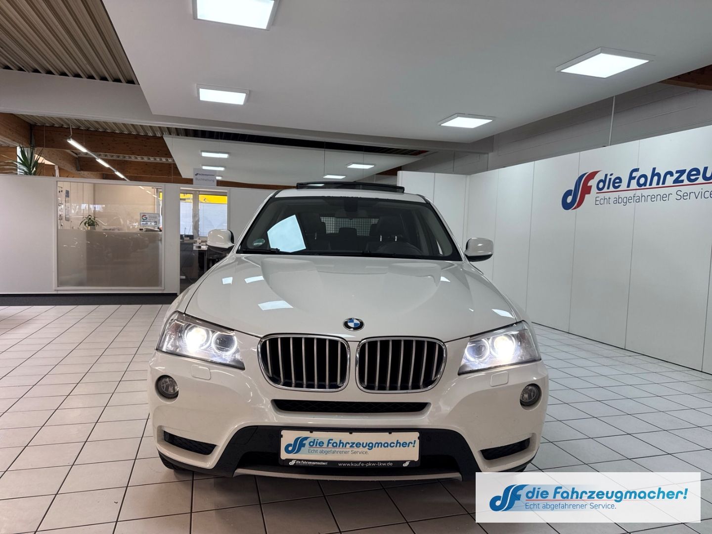 Fahrzeugabbildung BMW X3 xDrive 30 d 30d El. Panodach Bi-Xenon *EXPORT