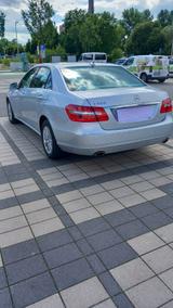 Mercedes-Benz E 300 4MATIC BlueEFFICIENCY ELEGANCE ELEGANCE - Mercedes-Benz E 300 in Hamburg