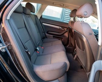 Fahrzeugabbildung Audi A6 Avant 2.0 TDI NAVI|PDC|KLIMAAUTOMATIK
