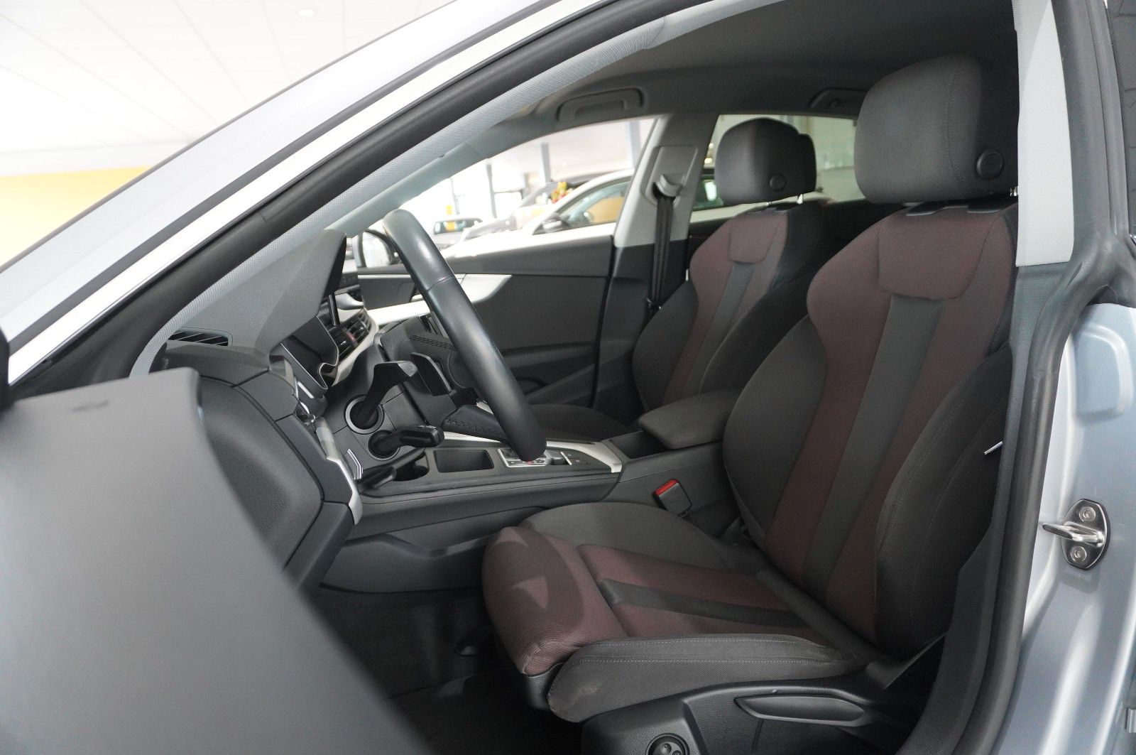 Fahrzeugabbildung Audi A5 Sportback 40 TDI QUATTRO NAVI/MATRIX/KAMERA