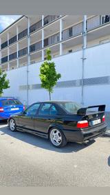 BMW E36 323i limo - BMW 323: 323i E36