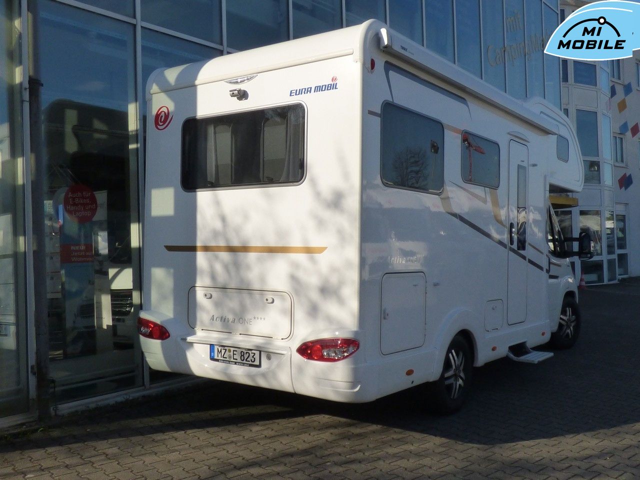 Fahrzeugabbildung Eura Mobil Activa ONE 650 HS *SCHAUSONNTAG 11-16 Uhr*