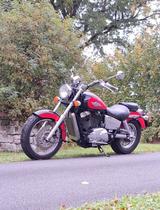 Honda SHADOW VT 1100 C2 AMERICAN CLASSIC EDITION - HONDA CHOPPER VT 1100 C