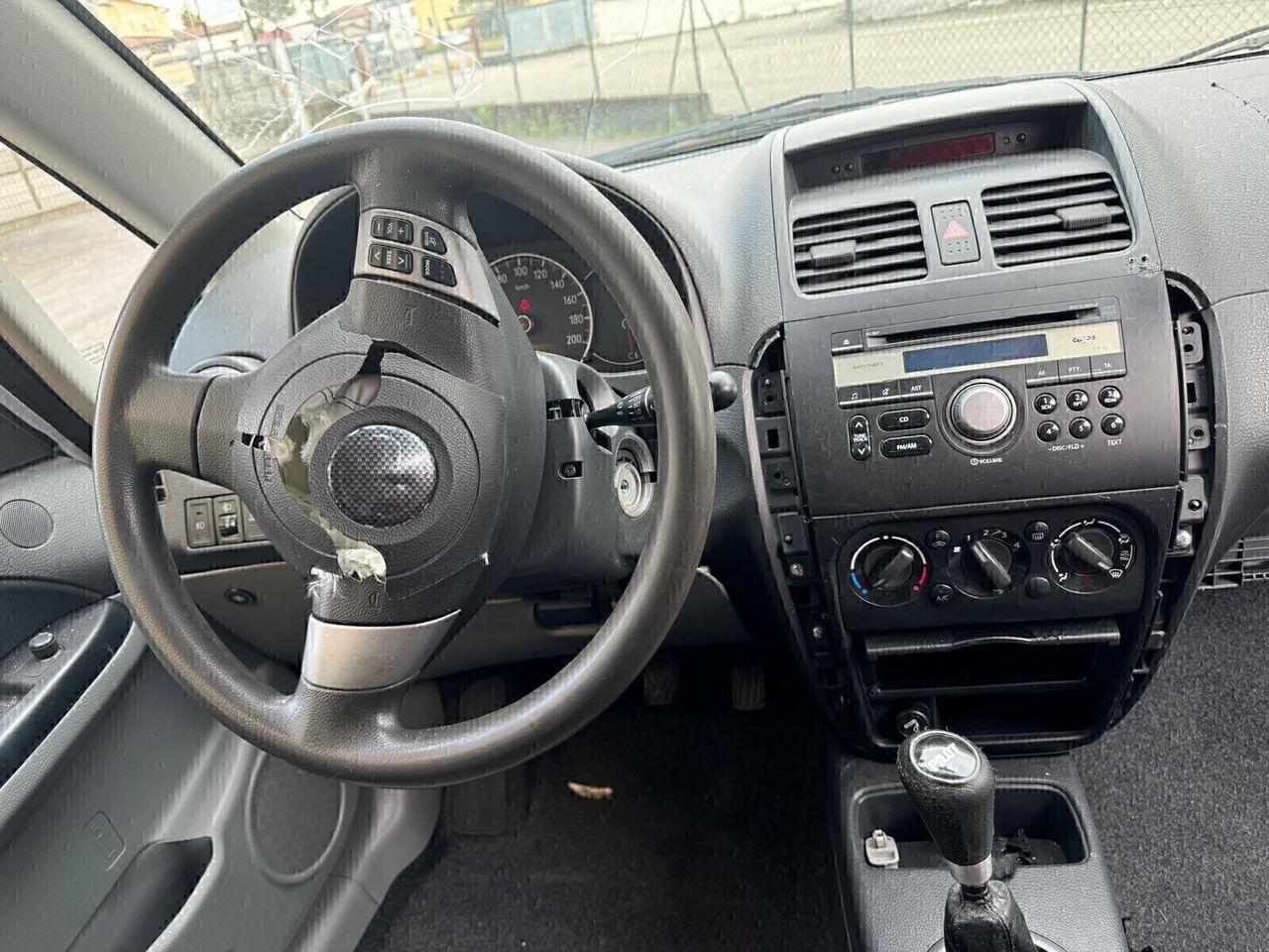 Suzuki SX4 2008 — photo 10