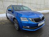 Skoda Octavia Combi 4x4 2.0TDI 150PS ACC LED Standheiz - Skoda Octavia: Allradantrieb