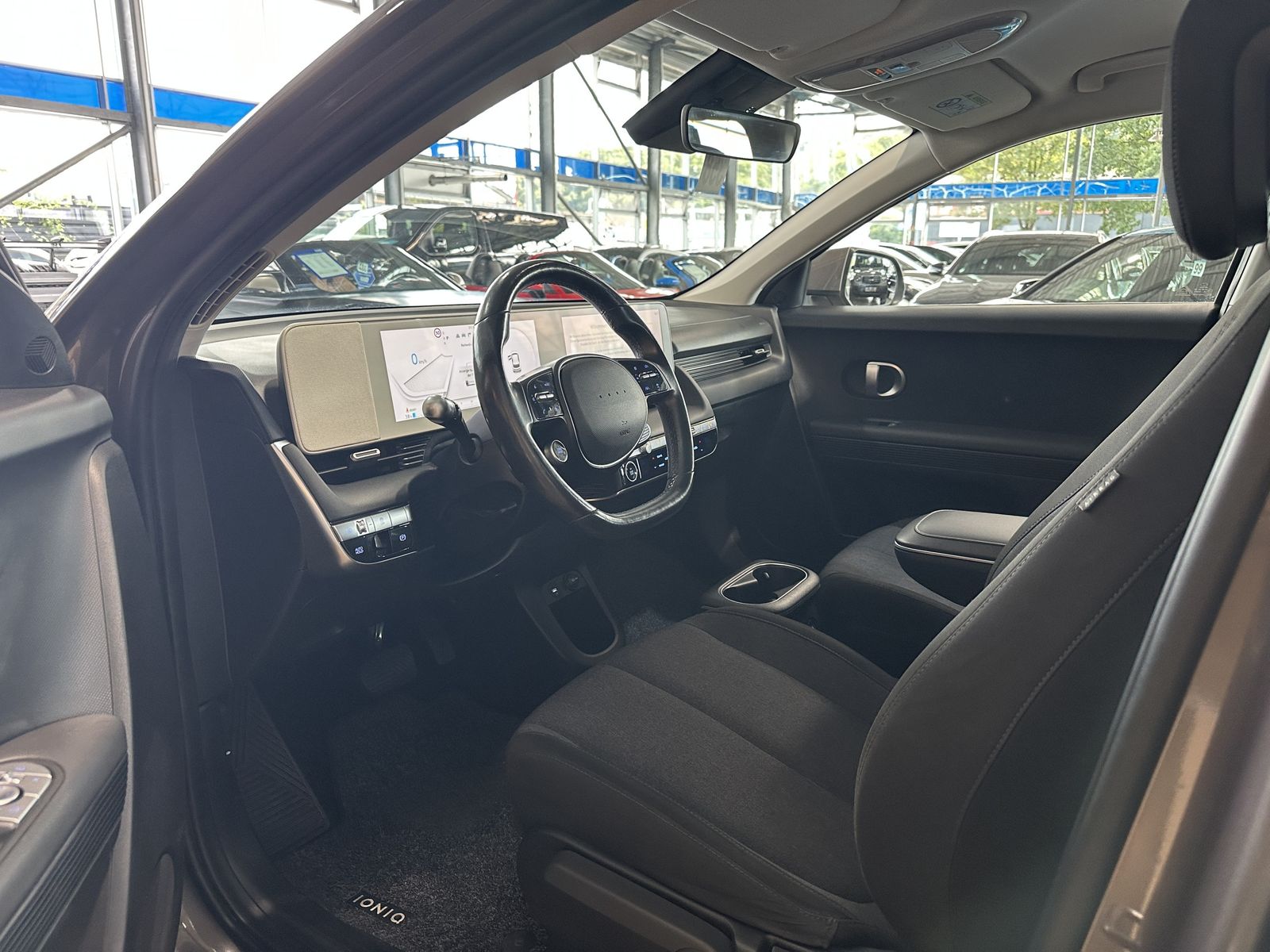 Hyundai Ioniq 5 58 kWh NSCC R.Cam Navi LED SHZ DAB+ foto 12