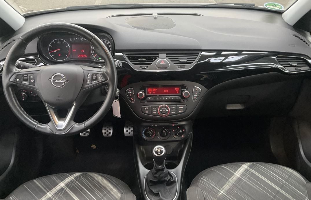 Fahrzeugabbildung Opel Corsa E 1.4 COLOR EDITION SPORT/SHZ/PDC/TEMP.