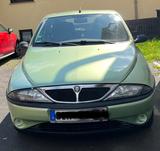 Lancia Y 1.2 Benzin - Automatik - TÜV bis 12/202 - Lancia Ypsilon mit Schiebedach