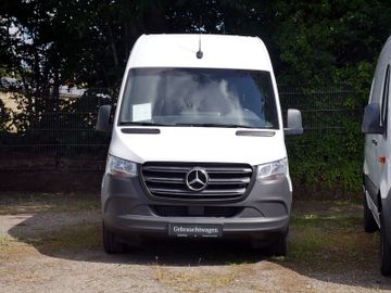 Mercedes Sprinter - 2