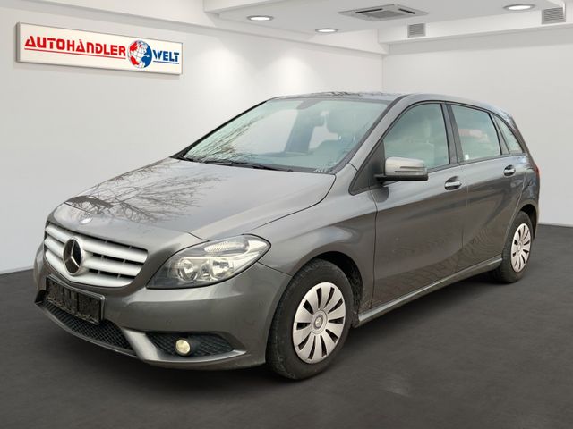 Mercedes-Benz B 180 d Automatik Klima PDC AHK Navi SHZ Tempo