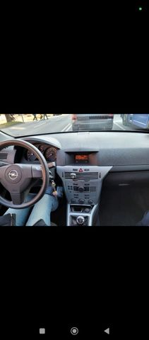 Opel Astra h