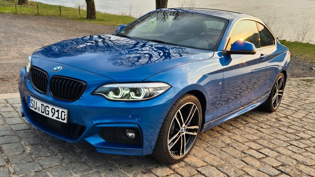 BMW 230
