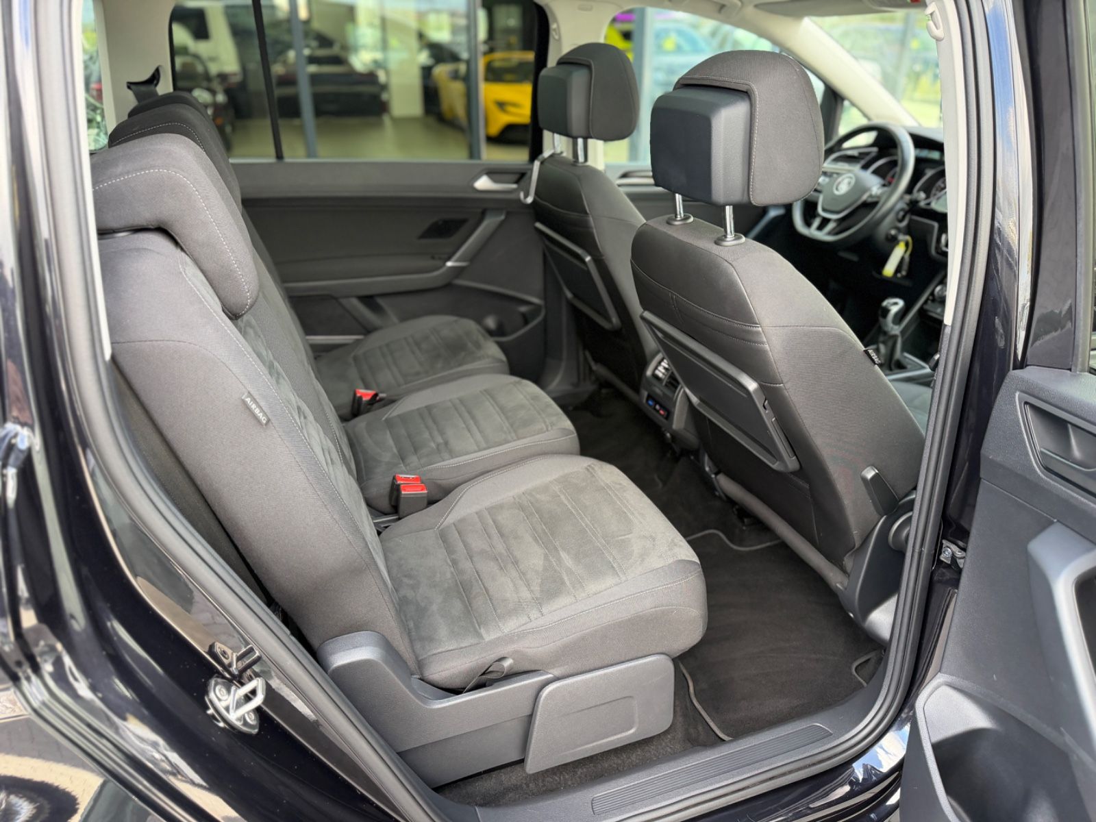 Touran Comfortline 2.0 TDI Alcantara Navi Pano.