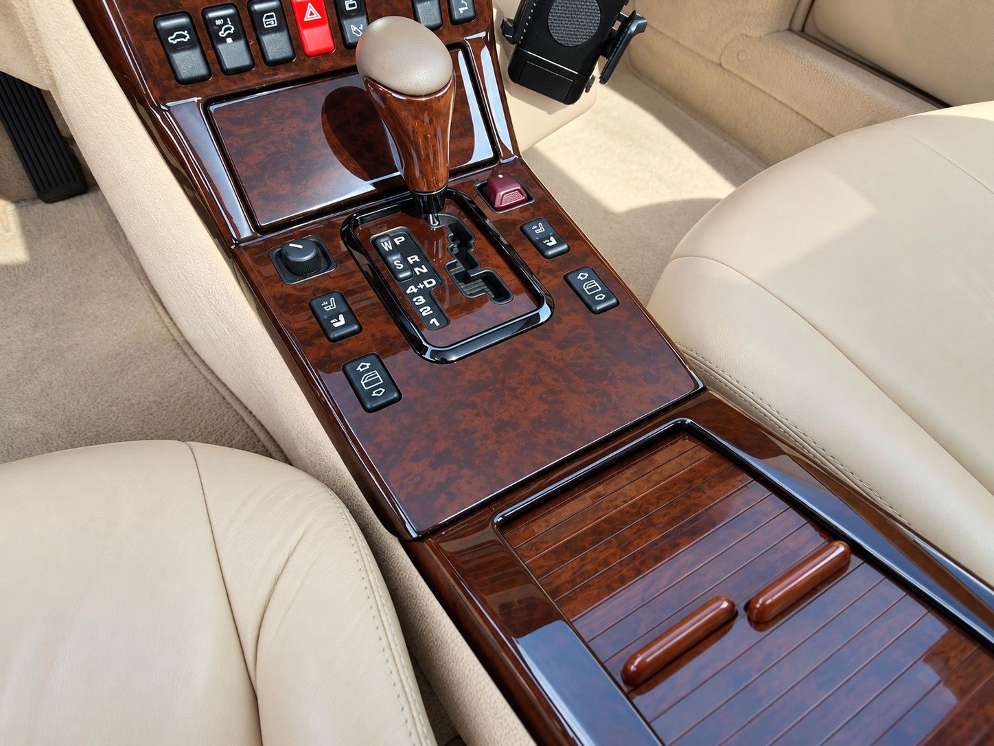 Fahrzeugabbildung Mercedes-Benz SL 280/BRD/Erstlack+Historie/Panorama/1A Sammler