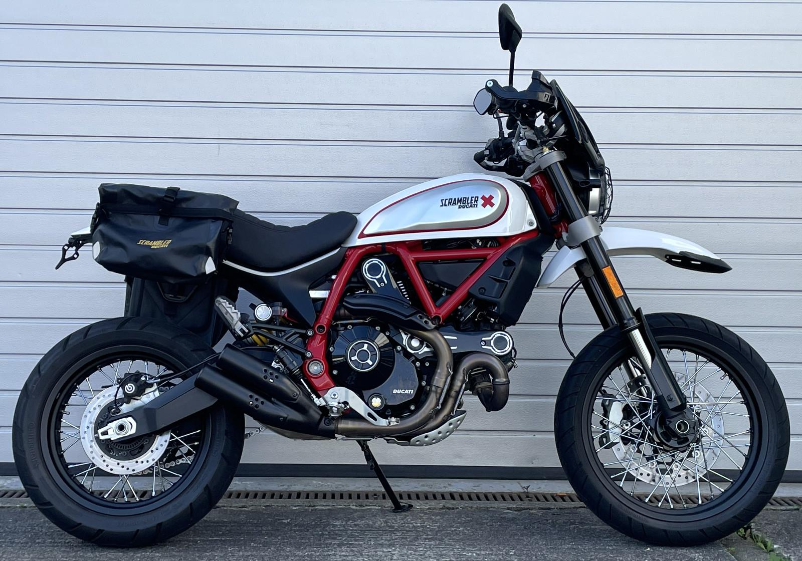 Ducati Desert Sled ABS, Navi, Scheckheft, 2. Hd, Extras