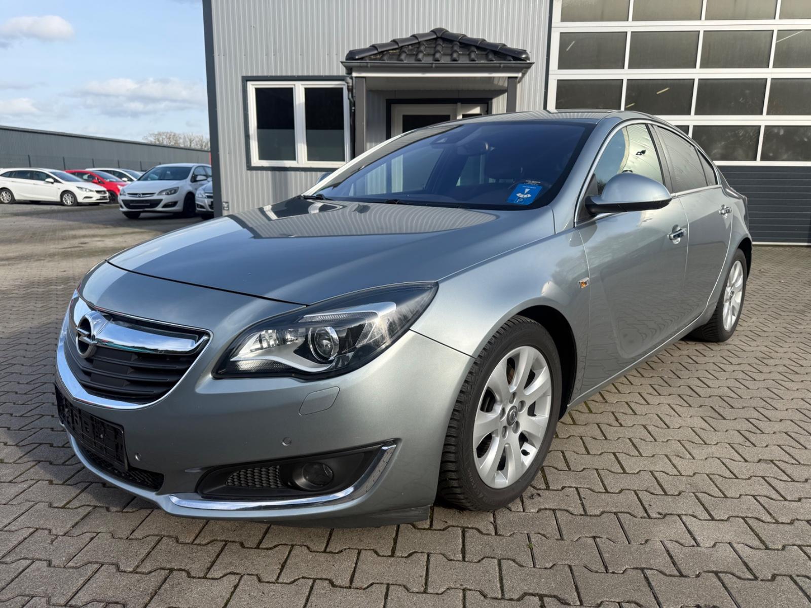 Opel Insignia A Lim Innovation*LEDER*XENON*KAMERA*OPC