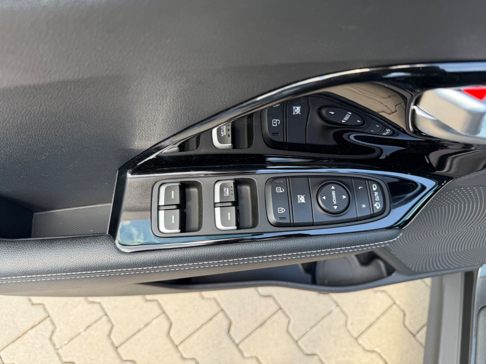 Fahrzeugabbildung Kia e-Niro Vision°64 kWh°SOH 97%°1.Hand°Kamera°LED°